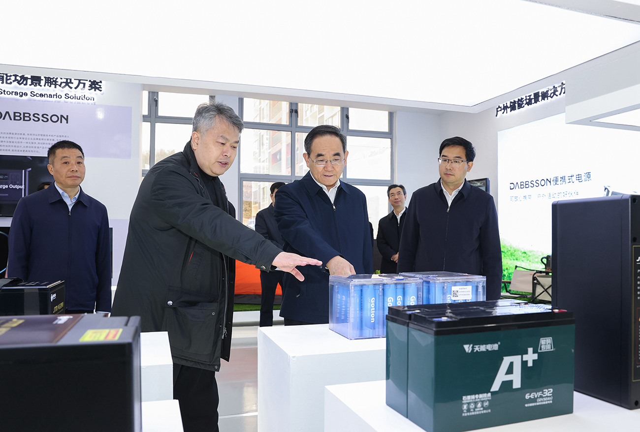 徐麟在铜仁市调研